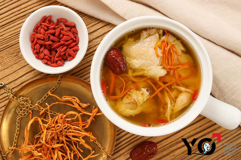 Thịt dê hầm trùng thảo giúp bổ thận tráng dương, hỗ trợ sinh tinh