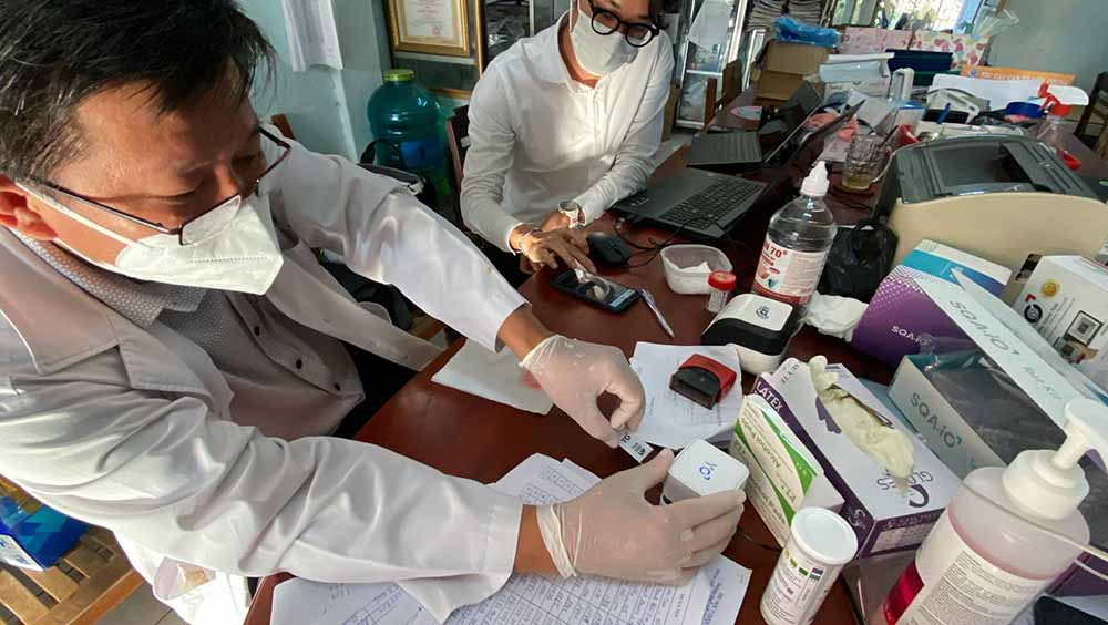 Một số mẫu có thể tích tinh dịch tốt được kết hợp thao tác thêm trên Yo Sperm Test để rõ hơn về hình ảnh tinh trùng