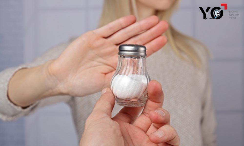 Người thận yếu nên hạn chế muối
